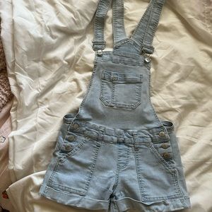 Light denim, shorts overalls